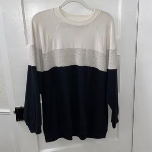 American Eagle sweatshirt